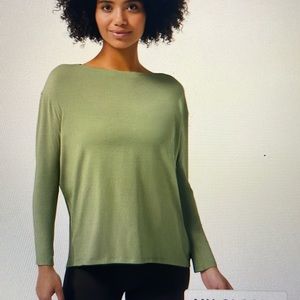 Lululemon back in action